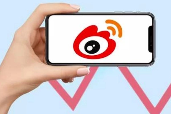 微博自动关注怎么回事？